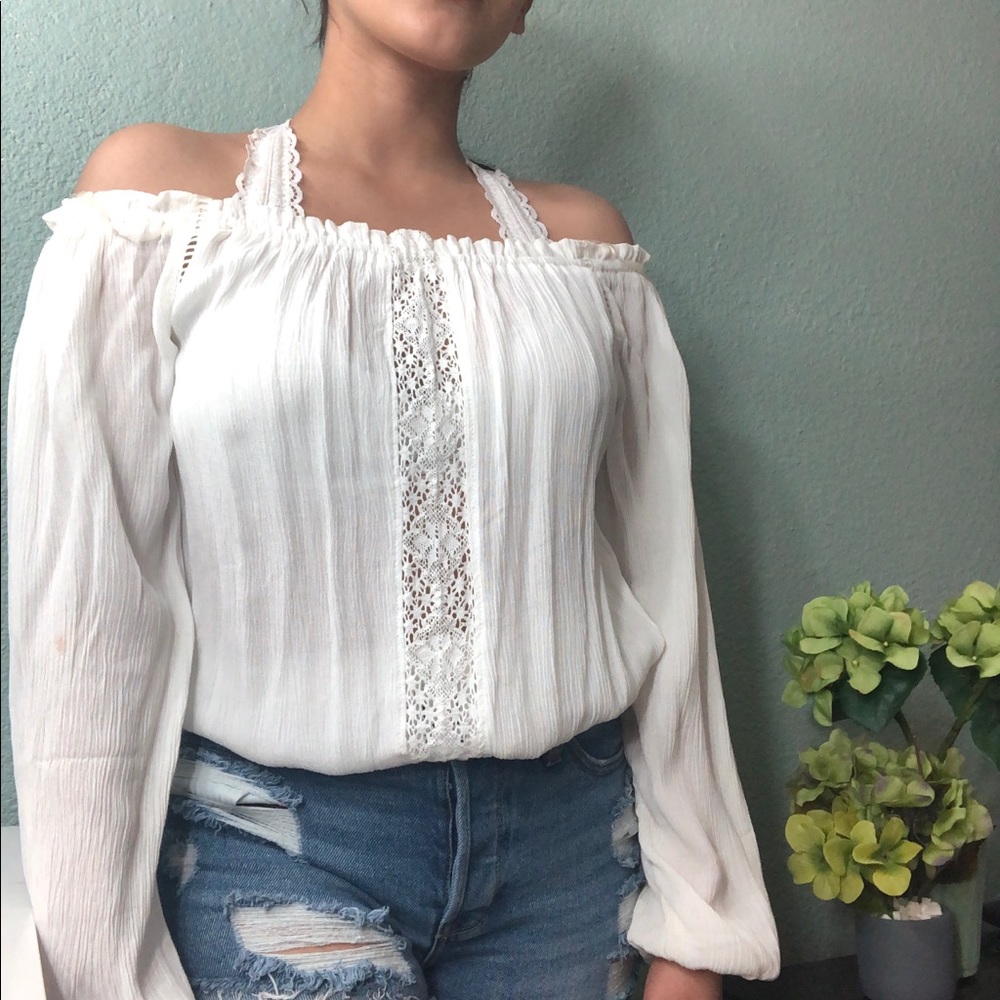 White blouse - Picture 2 of 2